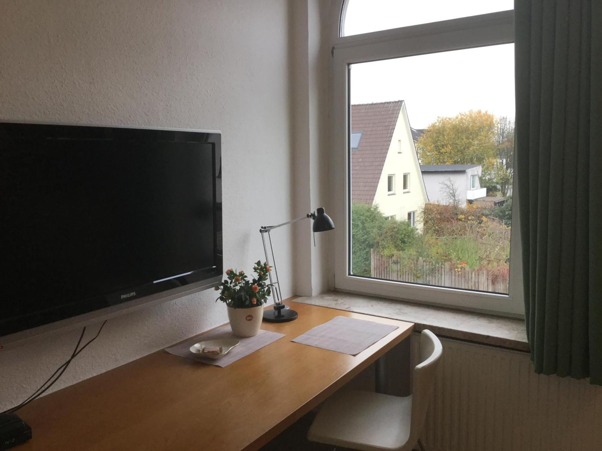 Ferienhaus Us Luett Hus Und Das Zimmer Linde Im Haupthaus Ольденбург Номер фото